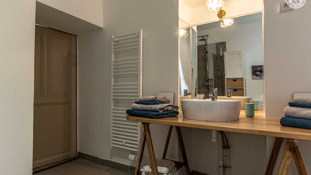 Photo of Bathroom in Saint-Vallerin