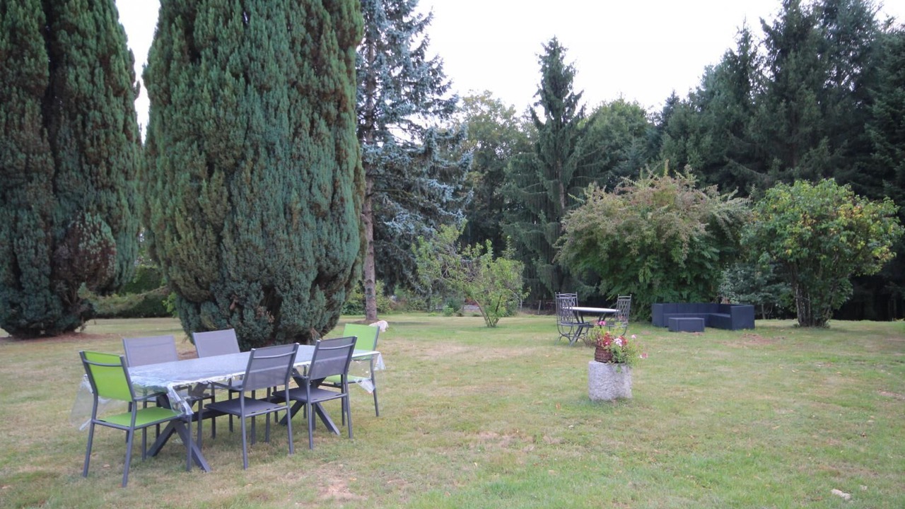 Photo of Outdoor in Saint-Leger-sous-Beuvray