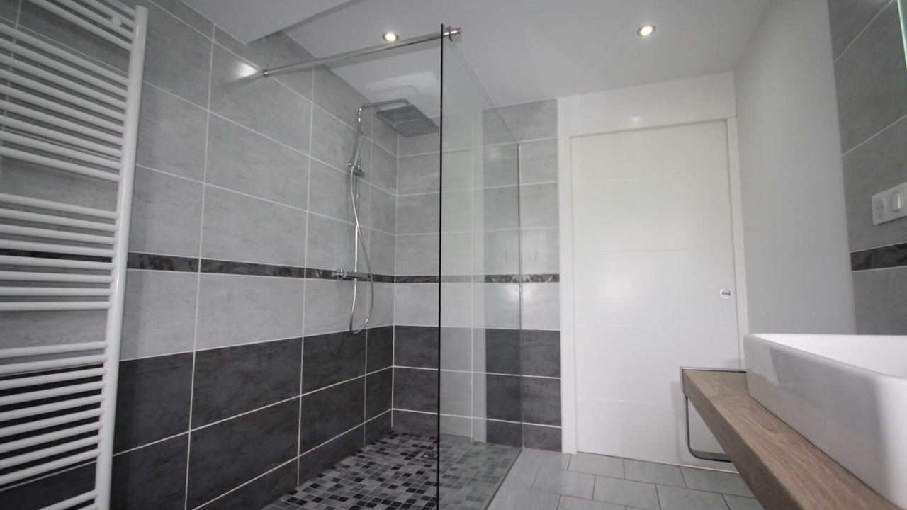 Photo of Bathroom in Saint-Leger-sous-Beuvray