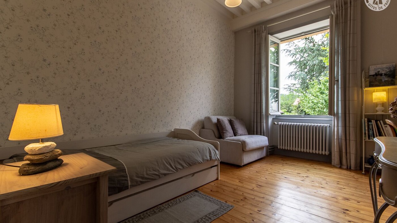 Photo of Bedroom in Matour
