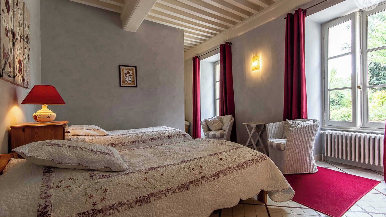 Photo of Bedroom in Matour