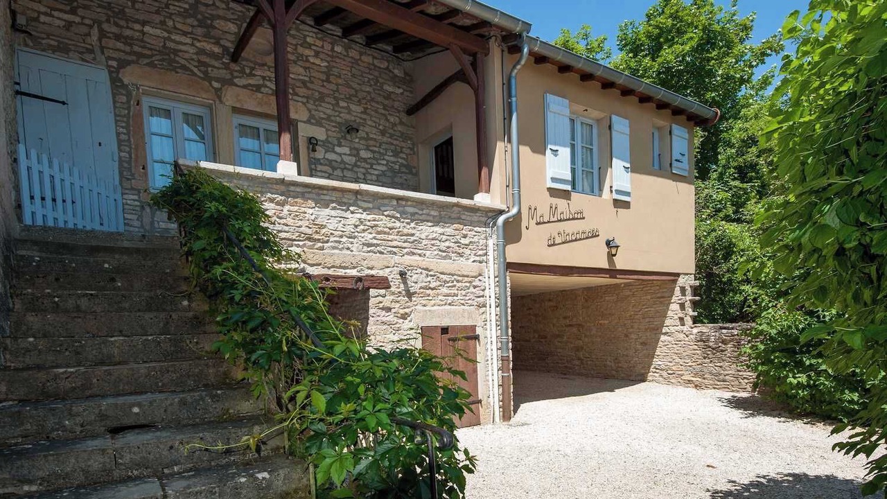 Photo of Outdoor in Curtil-sous-Burnand