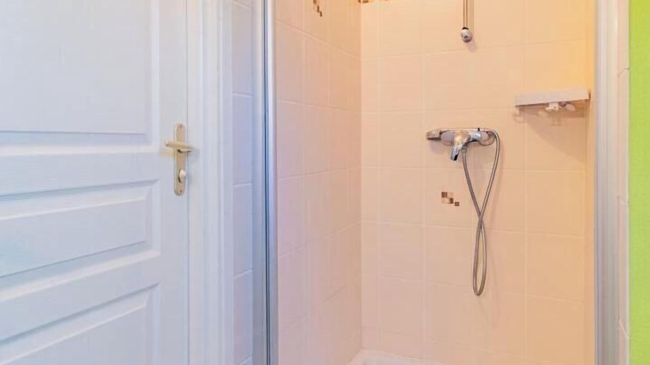 Photo of Bathroom in Curtil-sous-Burnand
