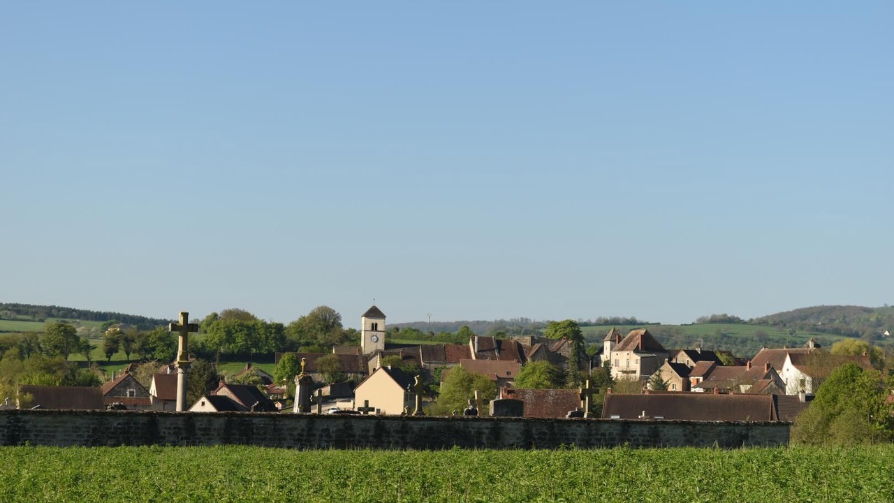 Photo of Others in Curtil-sous-Burnand