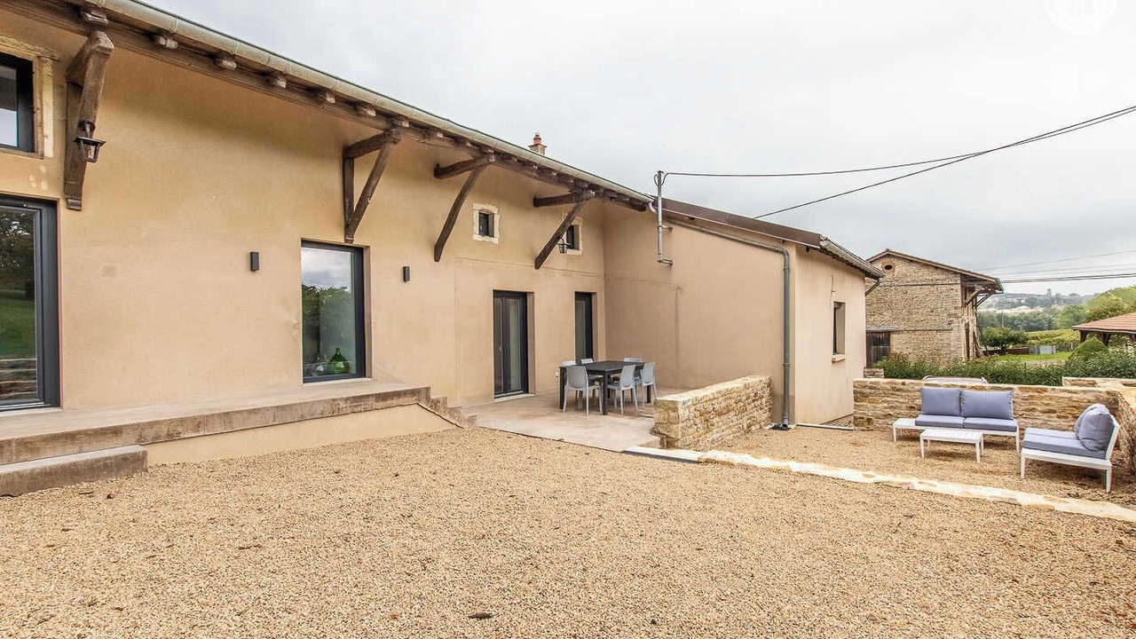 Photo of Outdoor in Peronne