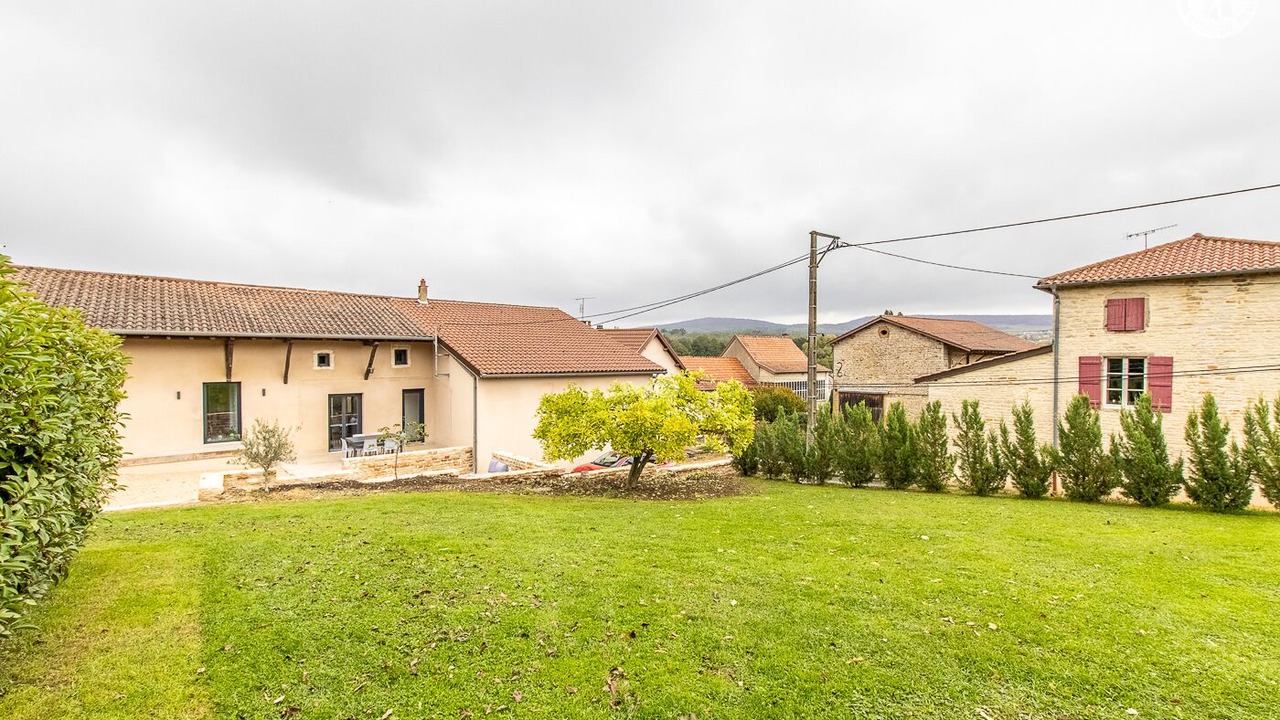 Photo of Outdoor in Peronne