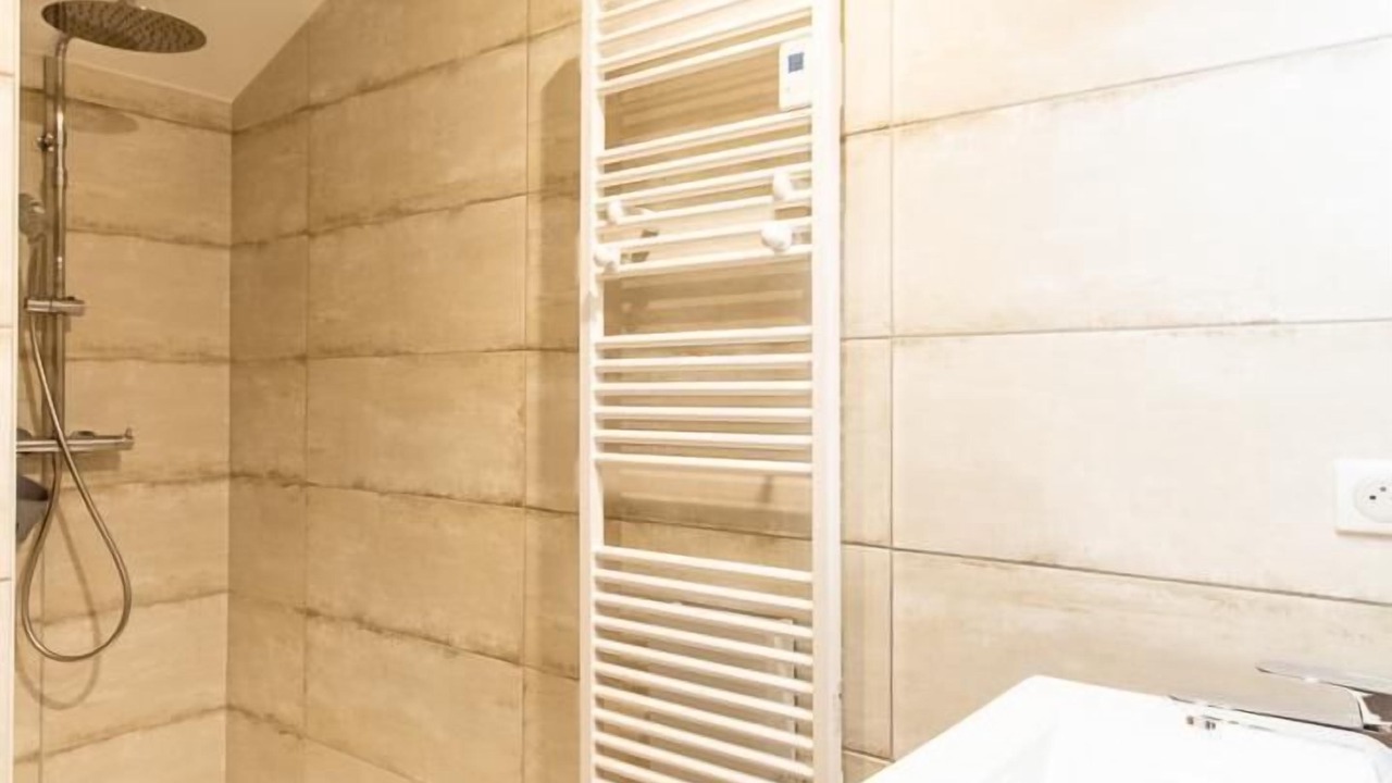 Photo of Bathroom in Peronne