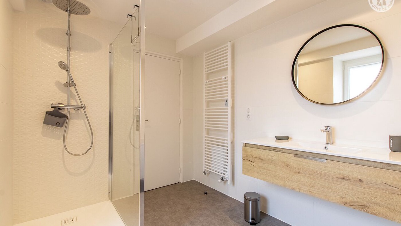 Photo of Bathroom in Peronne