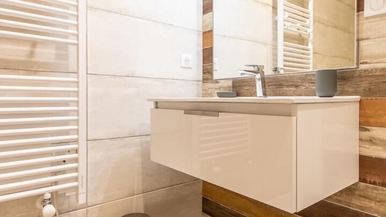 Photo of Bathroom in Peronne