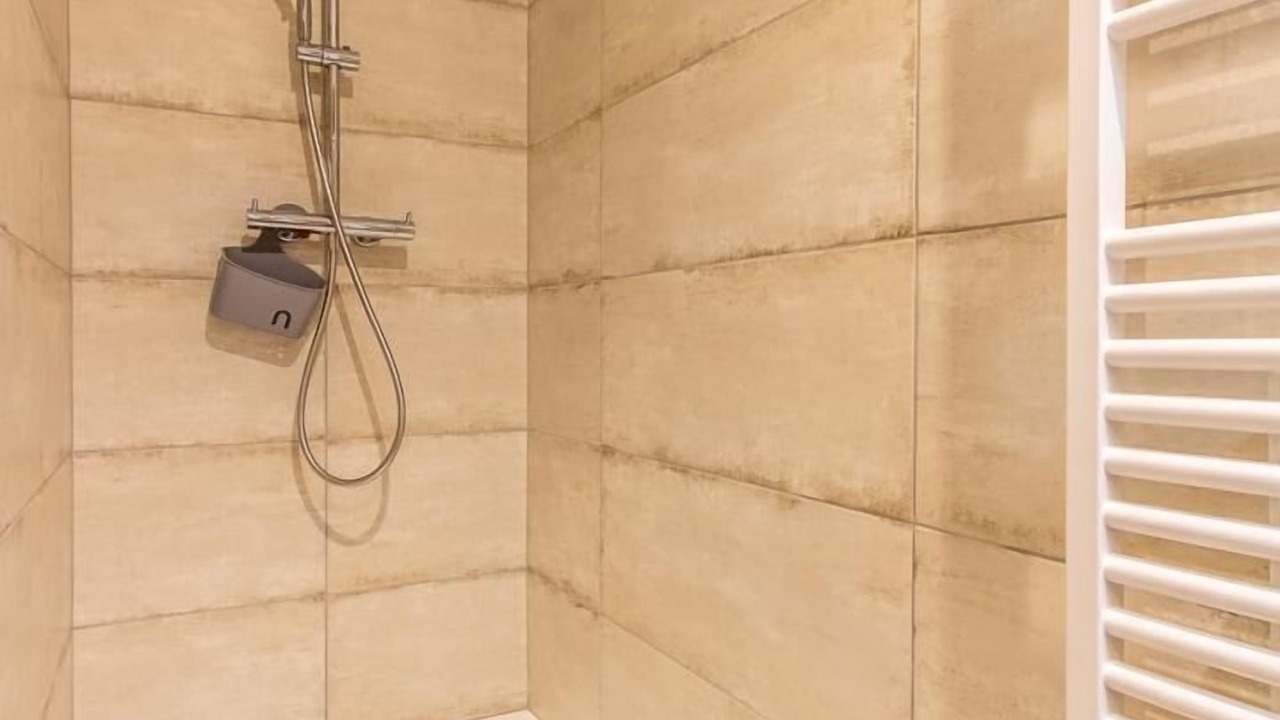 Photo of Bathroom in Peronne