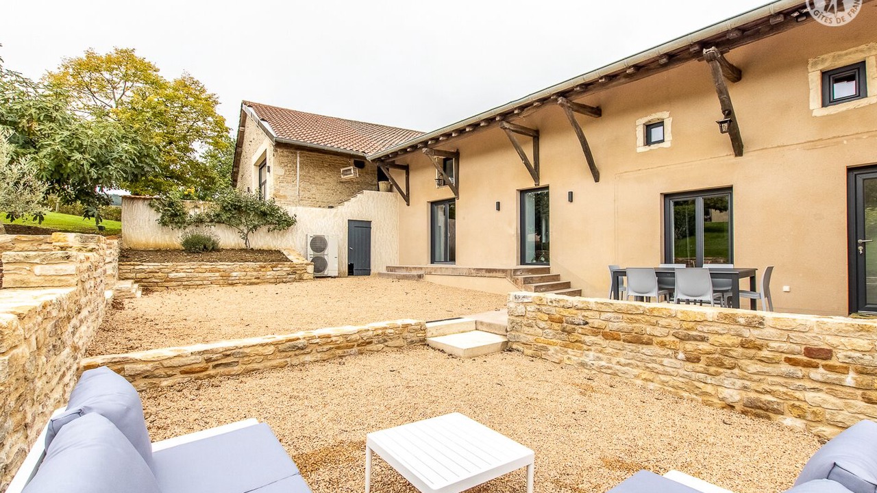 Photo of Outdoor in Peronne