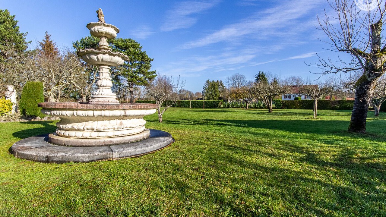 Photo of Outdoor in Authumes