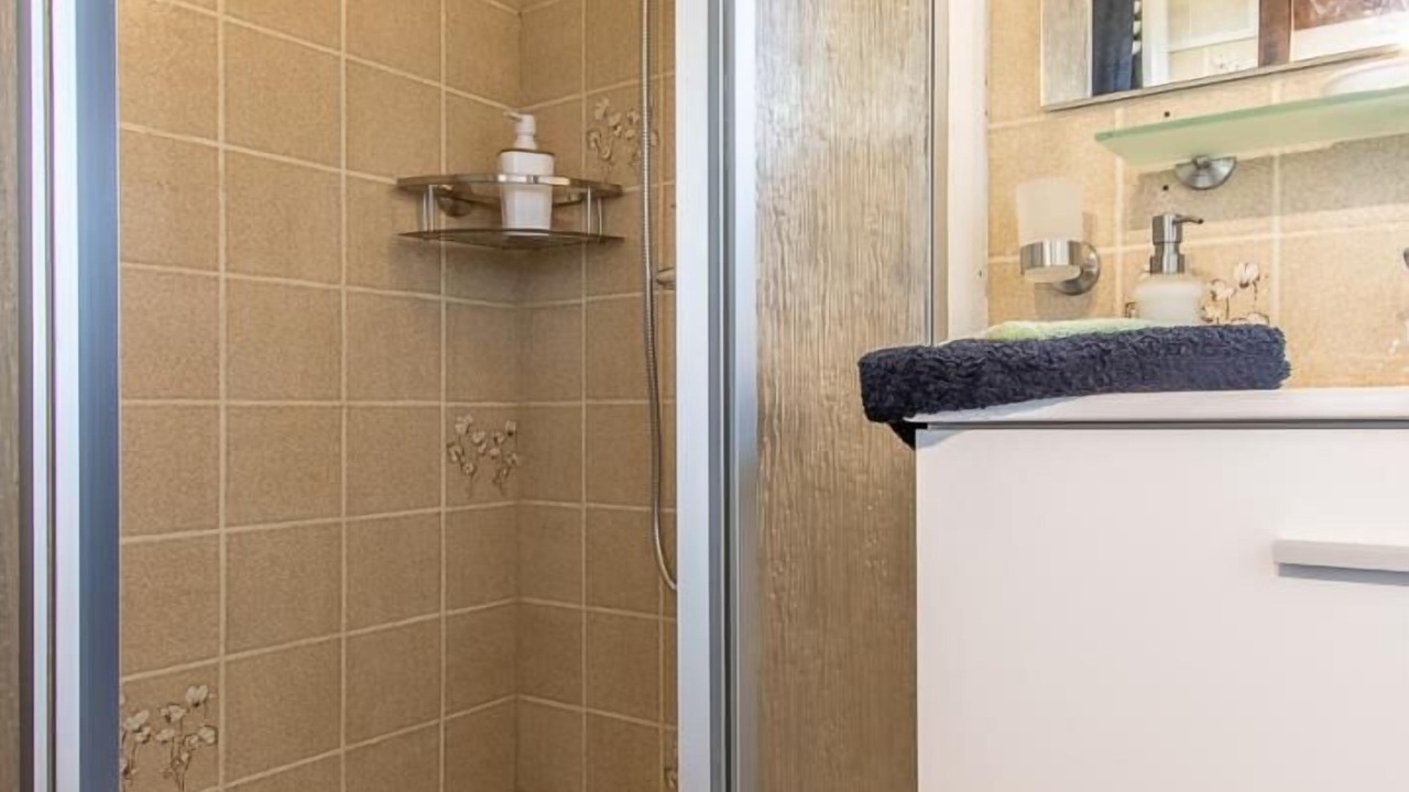 Photo of Bathroom in Toulon-sur-Arroux