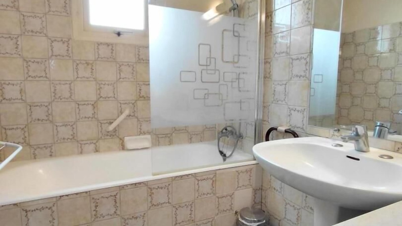 Photo of Bathroom in Savigny-sur-Seille