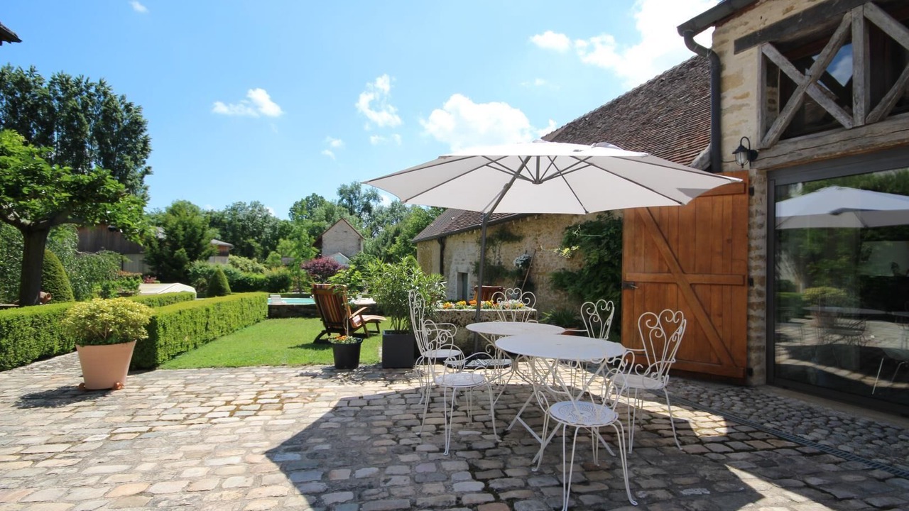 Photo of Outdoor in Genouilly