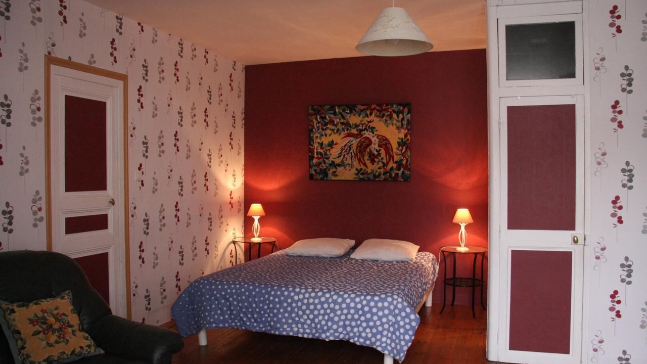 Photo of Bedroom in Chenoves