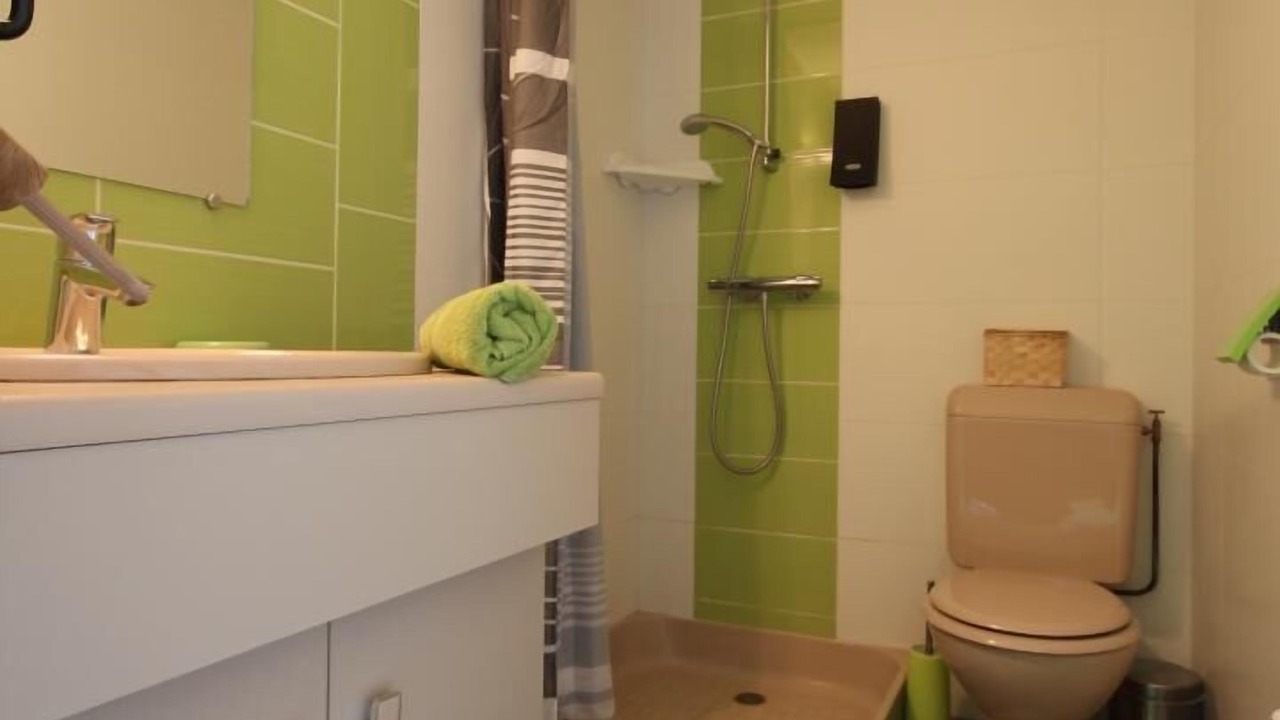 Photo of Bathroom in Chatenay
