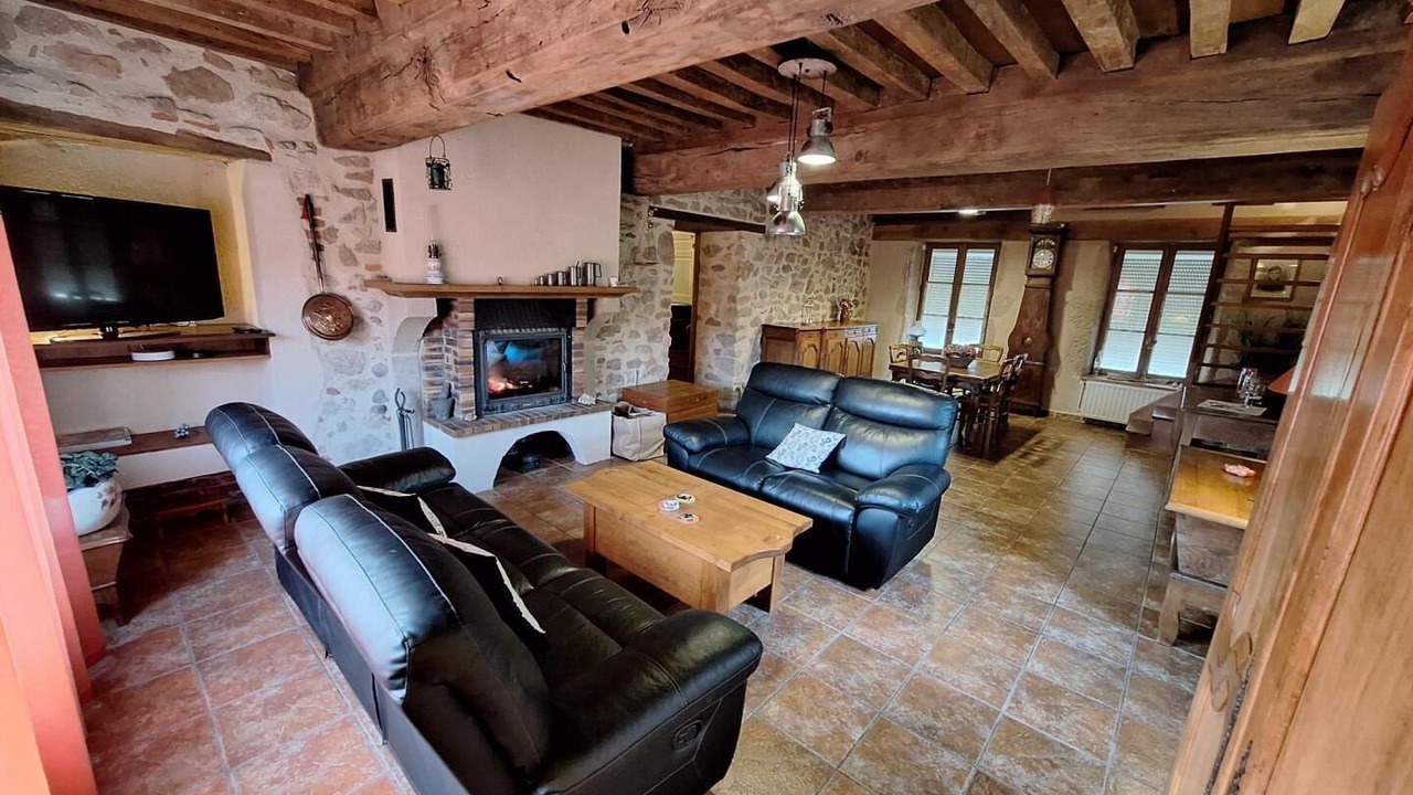 Photo of Livingroom in Cussy-en-Morvan