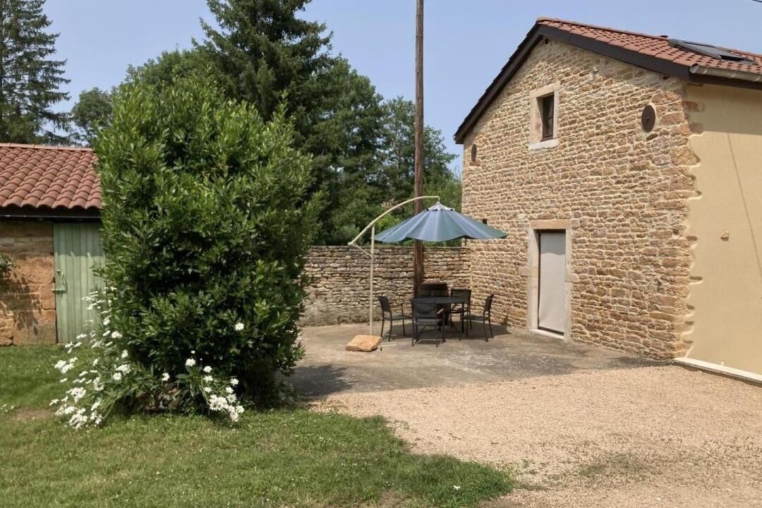 Photo of Outdoor in Laize