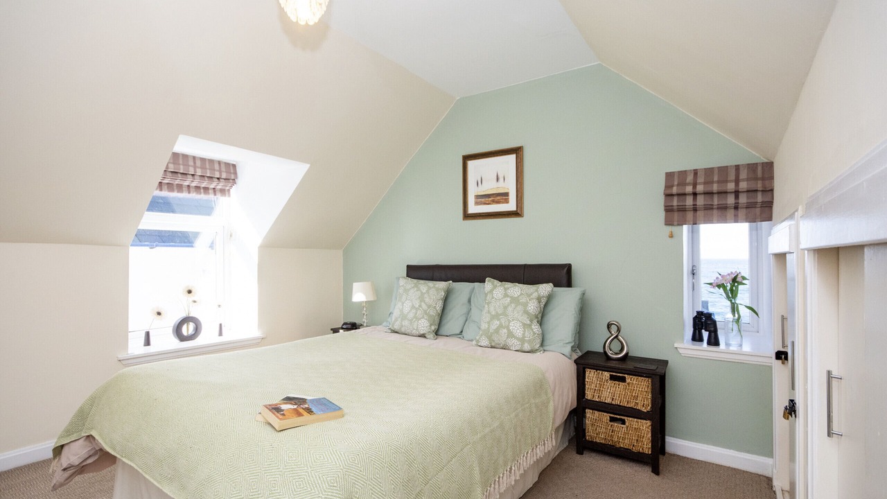 Photo of Bedroom in Gardenstown