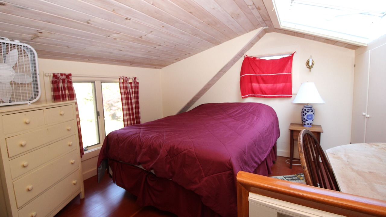 Photo of Bedroom in Truro