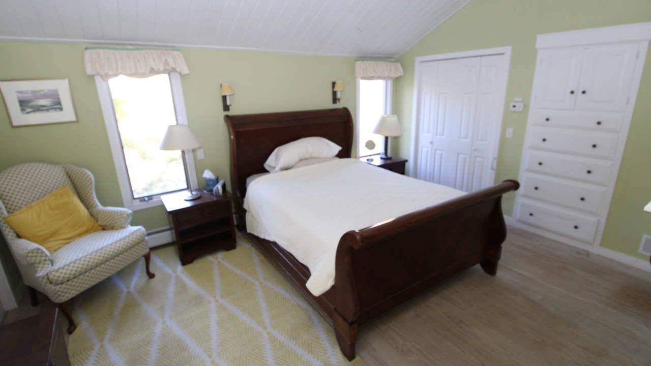 Photo of Bedroom in Truro