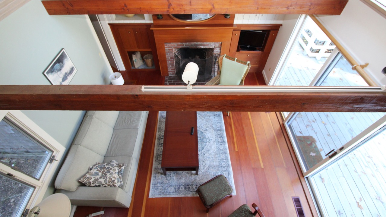 Photo of Livingroom in Truro