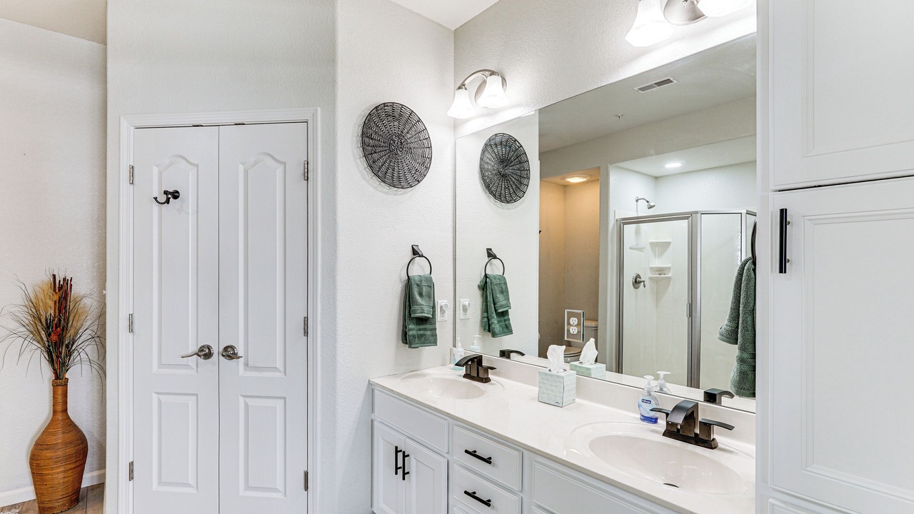 Photo of Bathroom in Lake Ozark