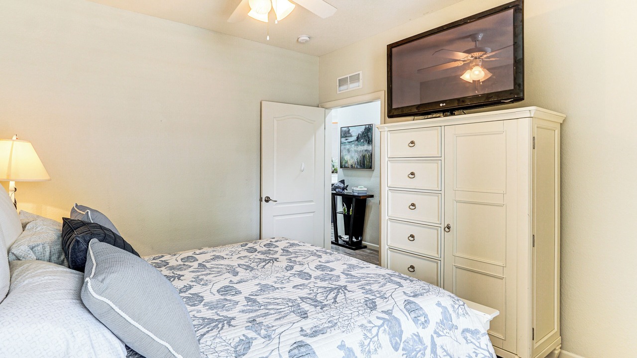 Photo of Bedroom in Lake Ozark