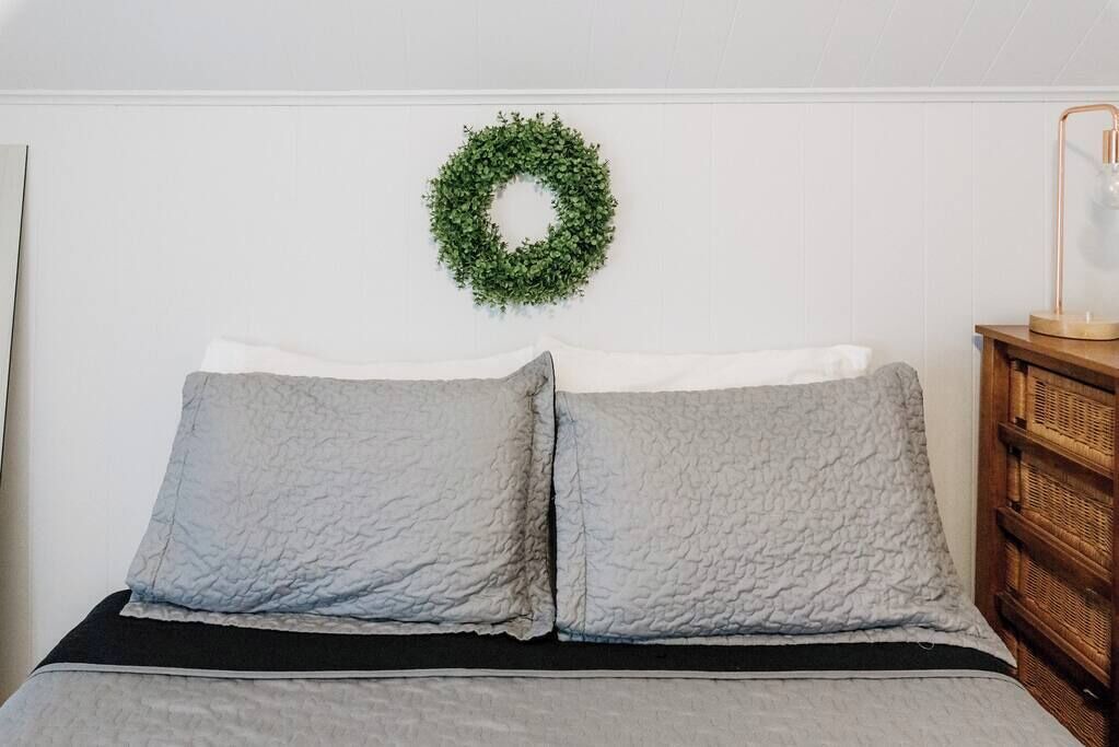 Photo of Bedroom in Calumet