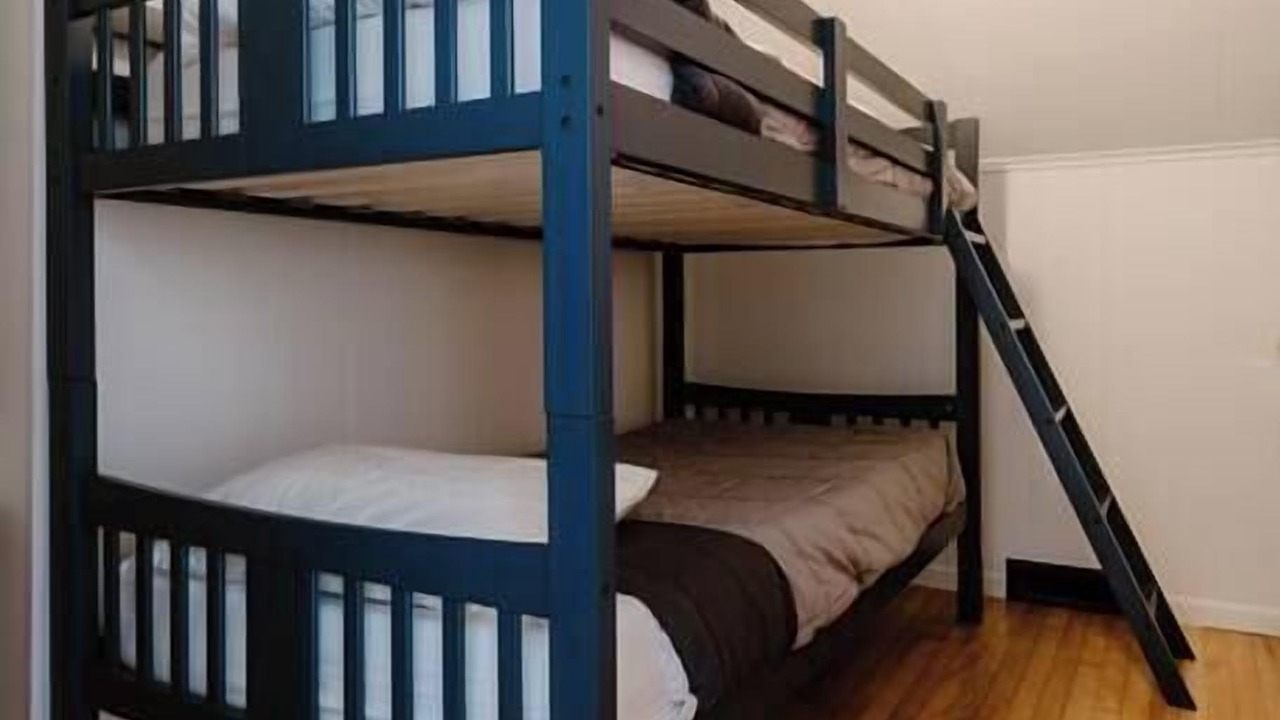 Photo of Bedroom in Calumet