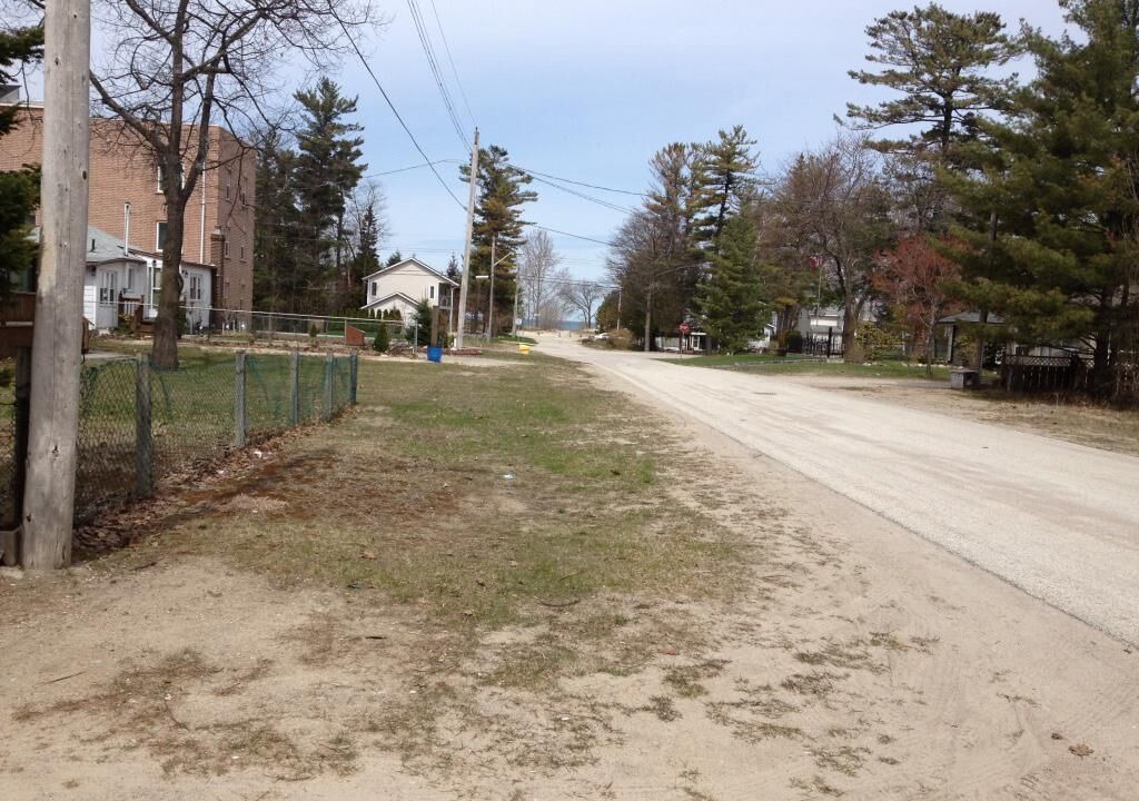 Photo of Others in Wasaga Beach