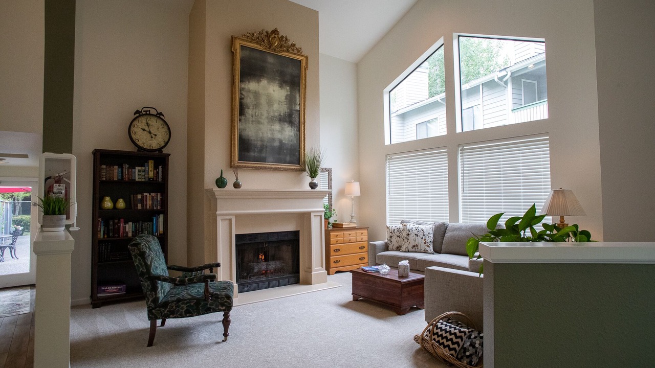 Photo of Livingroom in Overlake