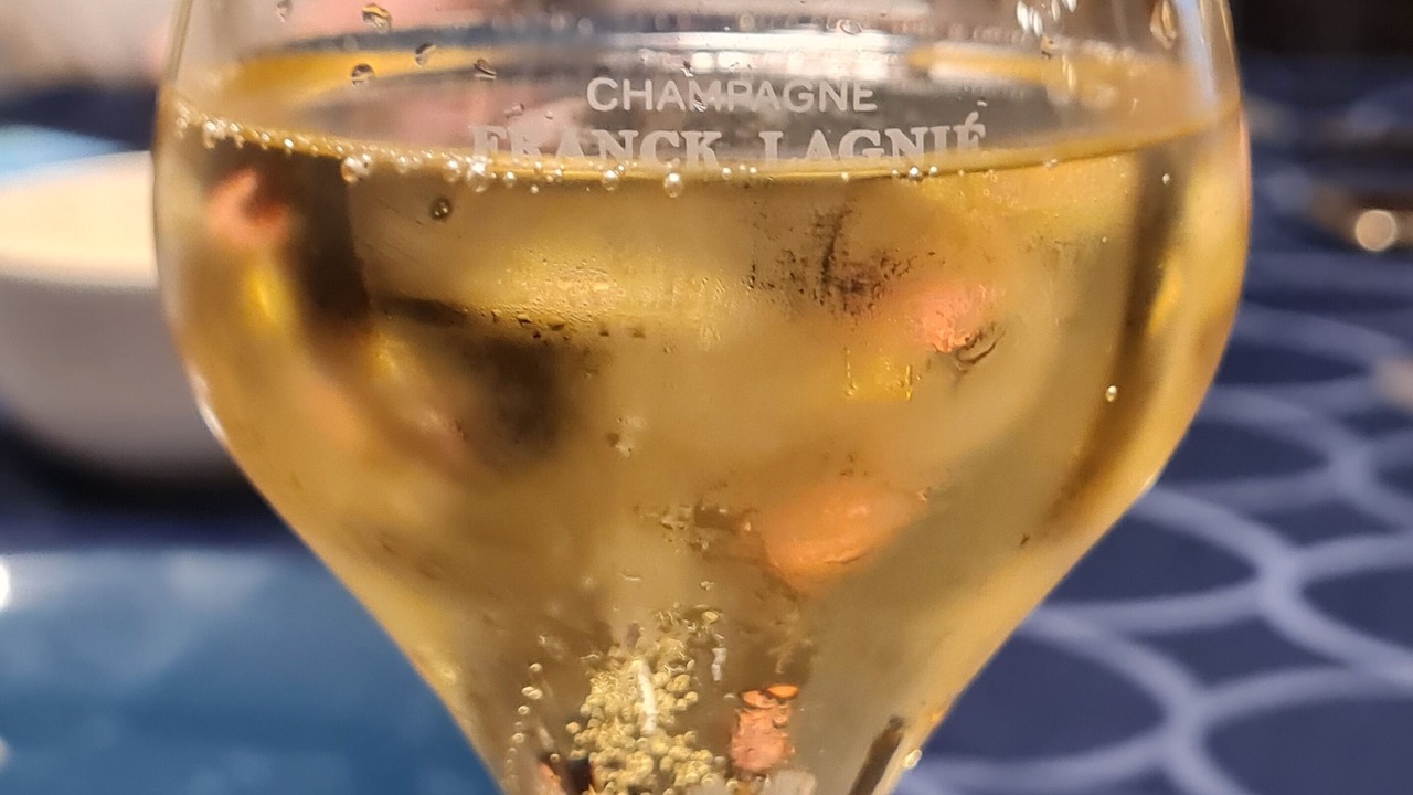 Photo of Others in Vertus