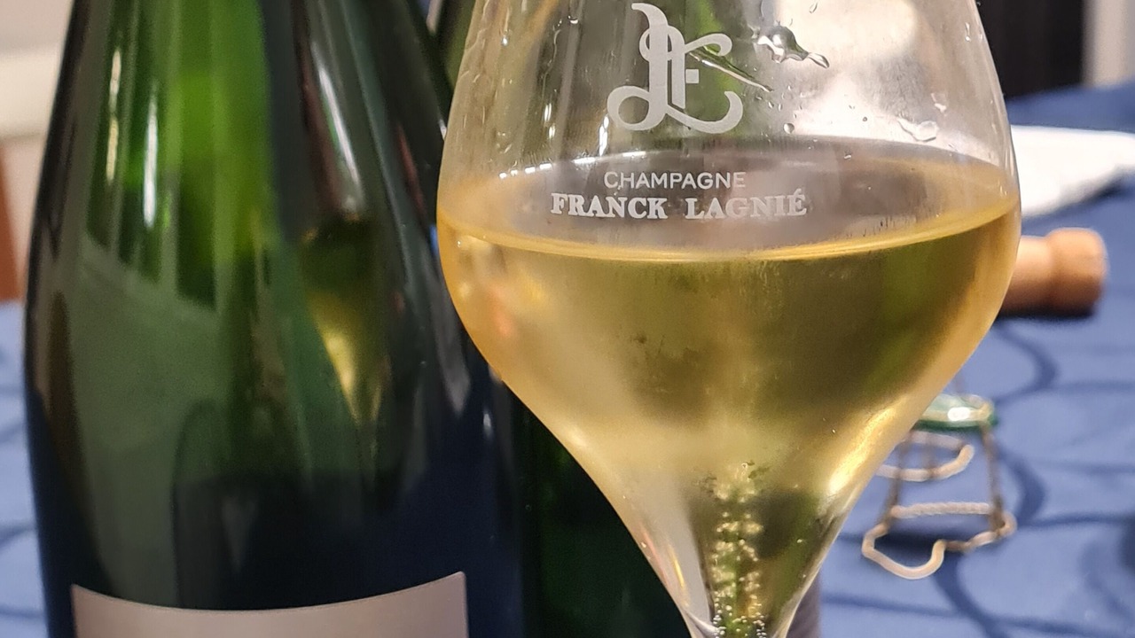 Photo of Others in Vertus