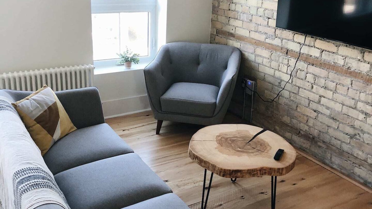 Photo of Livingroom in Kincardine