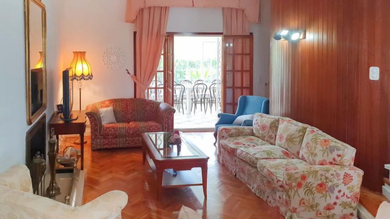 Photo of Livingroom in Alcover