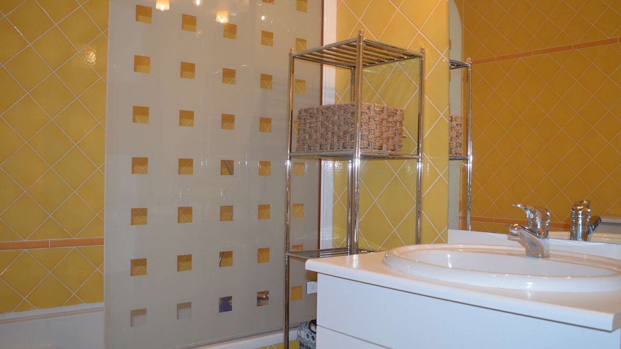 Photo of Bathroom in Banyuls-sur-Mer