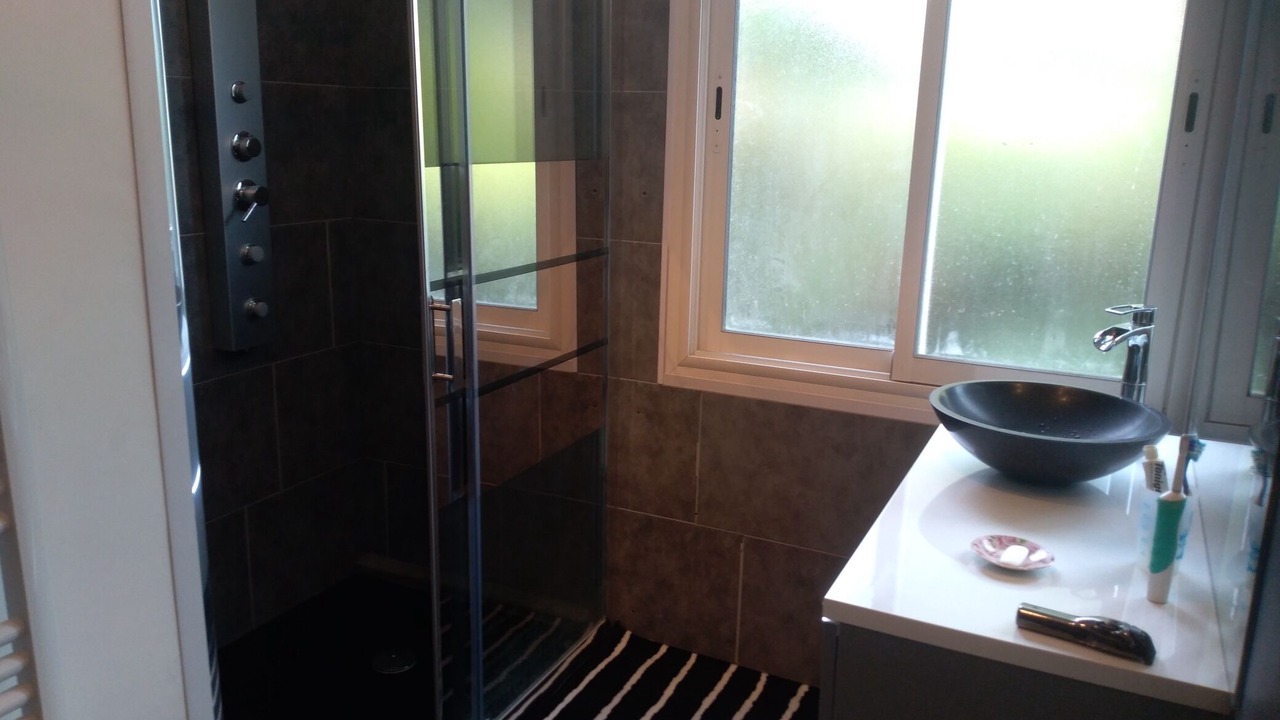 Photo of Bathroom in Servian