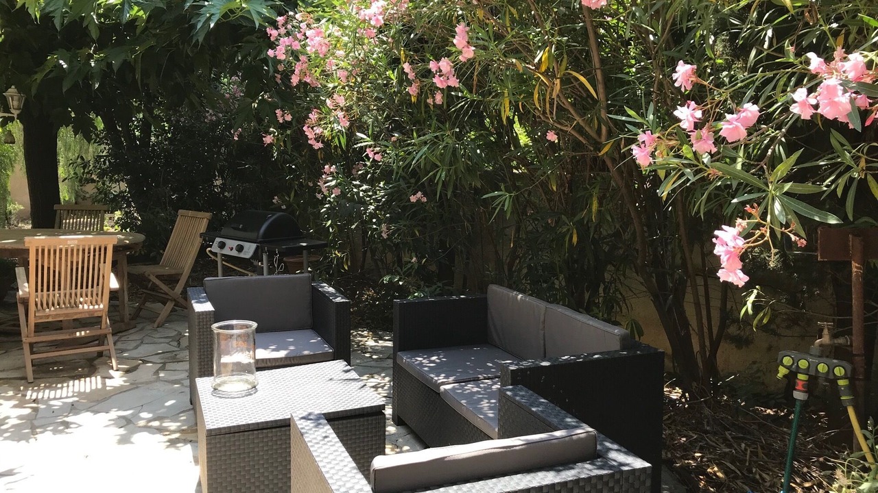 Photo of Outdoor in Servian