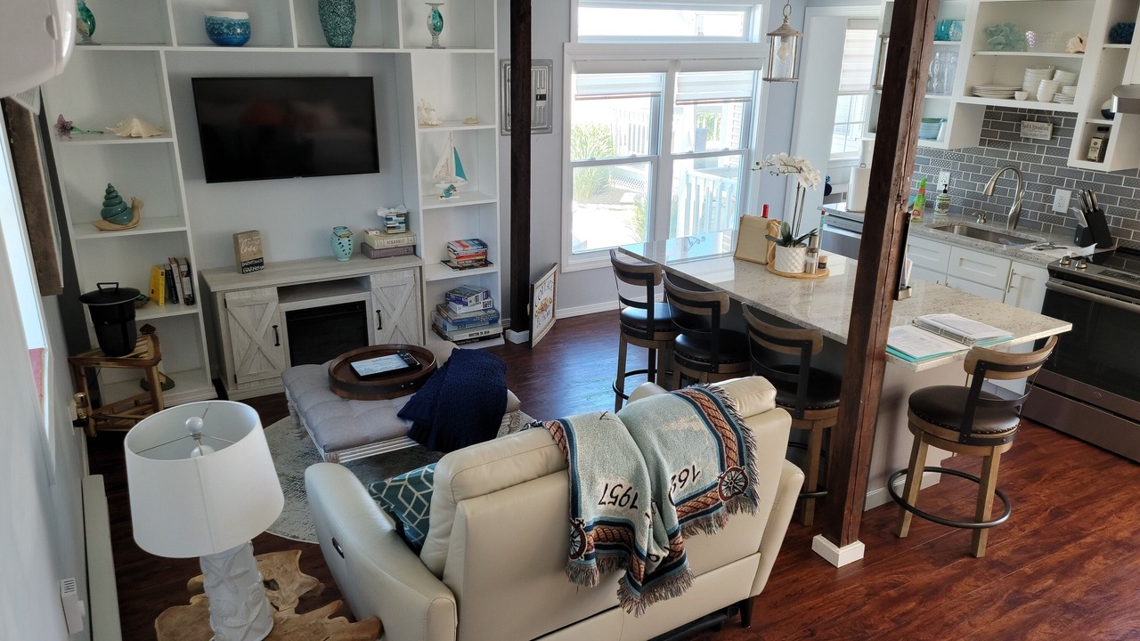 Photo of Livingroom in Chiltonville