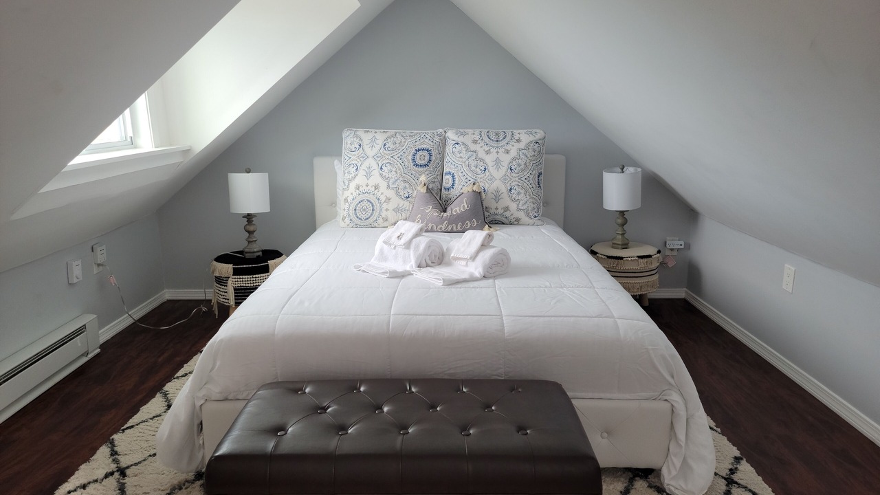 Photo of Bedroom in Chiltonville