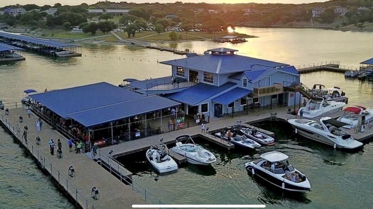 Photo of Others in Waterford On Lake Travis