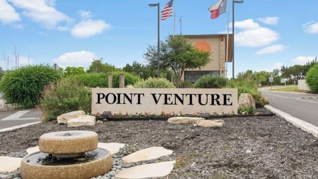 Photo of Others in Waterford On Lake Travis
