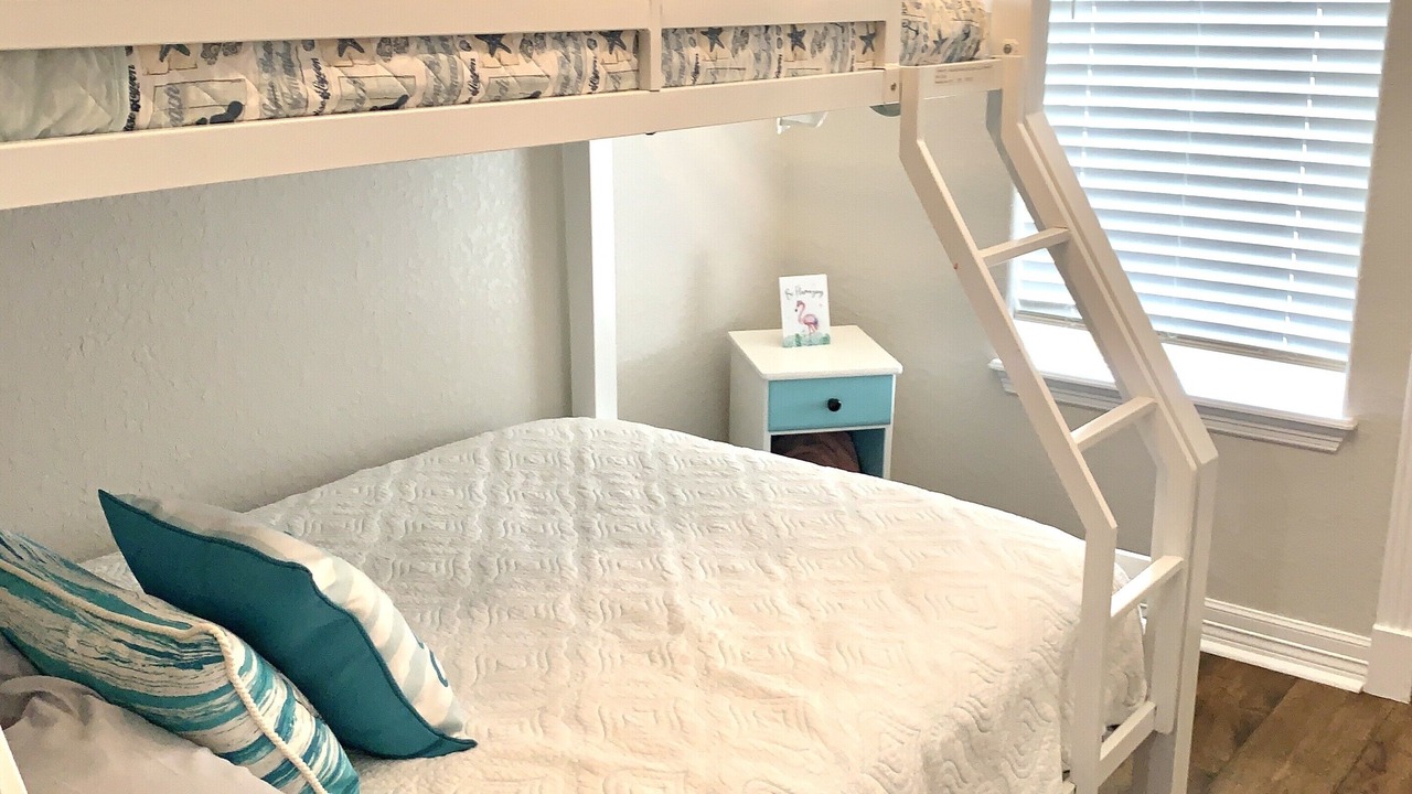 Photo of Bedroom in Surfside Beach