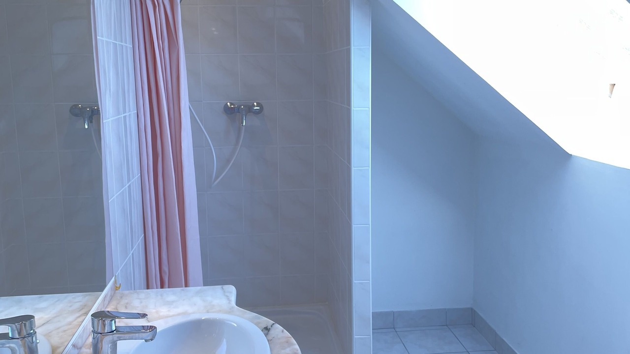 Photo of Bathroom in Lanester