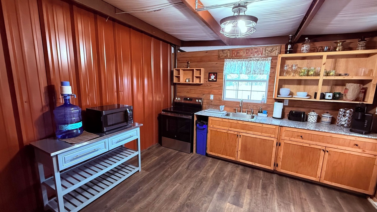 Photo of Kitchen in Lakehills