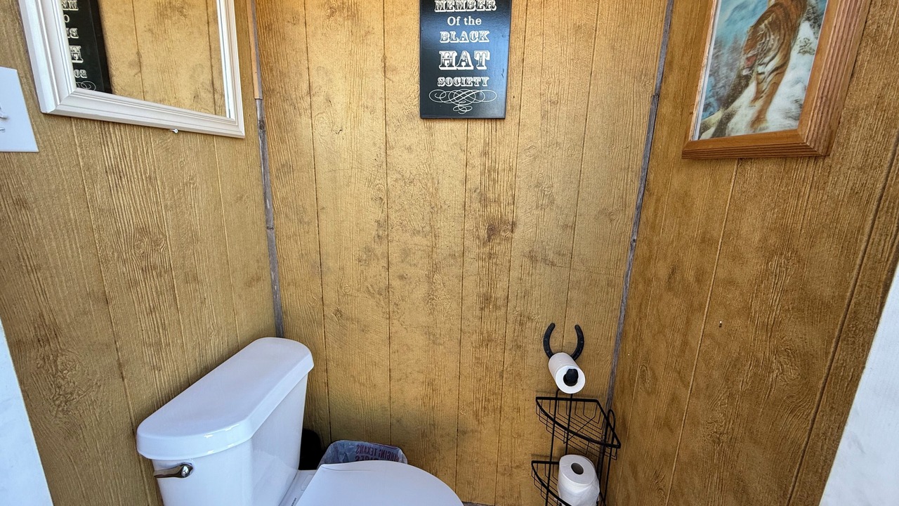 Photo of Bathroom in Lakehills