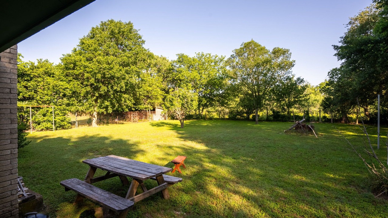 Photo of Outdoor in Martindale