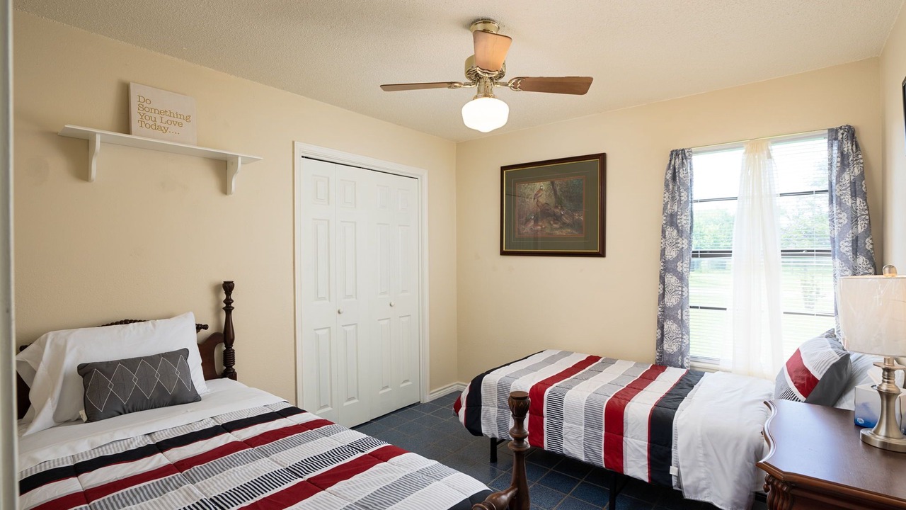 Photo of Bedroom in Martindale